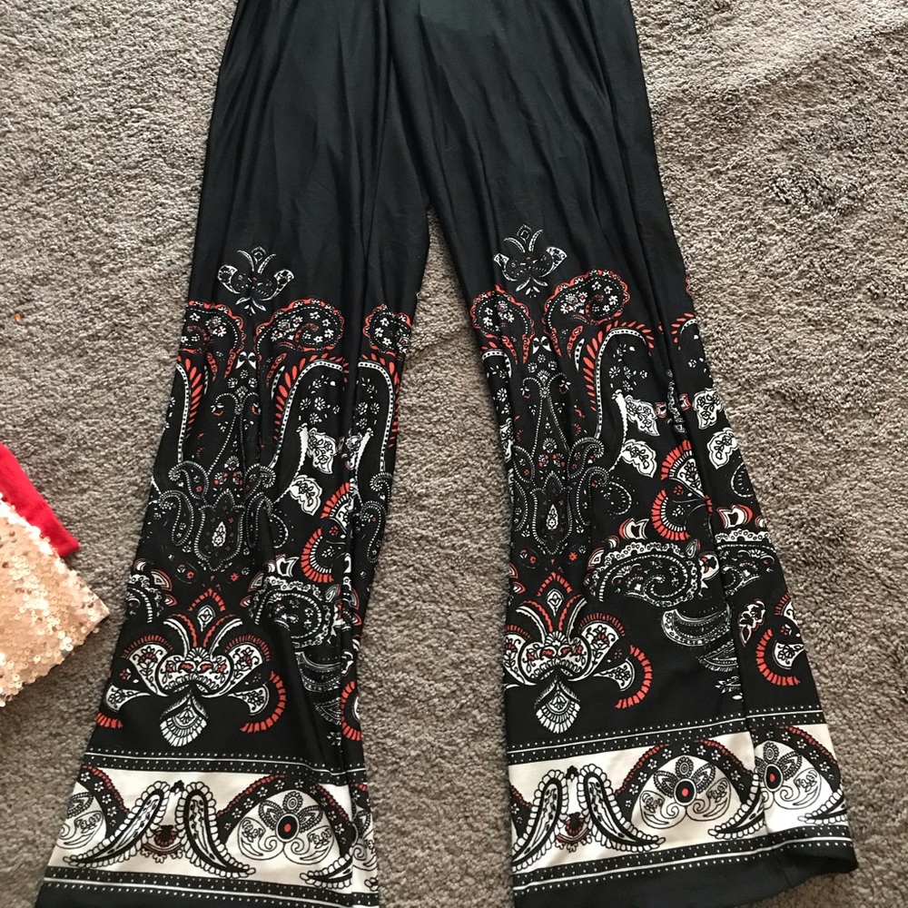 Highwaisted bell bottoms